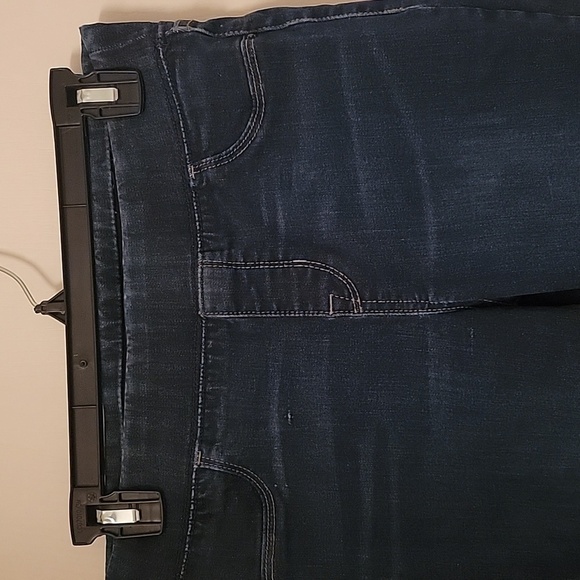 Old Navy, Size 4, Rockstar Built In Sculpt Skinny Jeans, Dark Wash - Picture 10 of 12